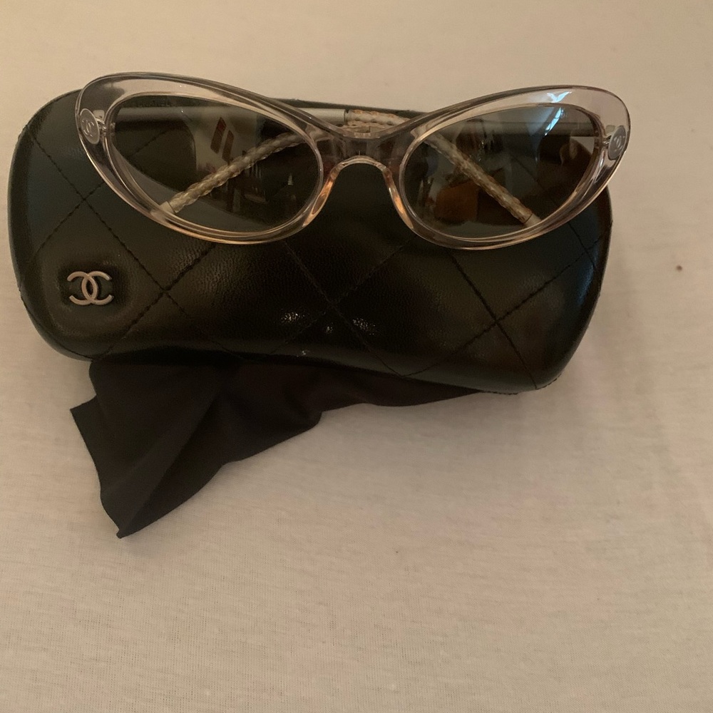Vintage authentic CHANEL glasses with  CHANEL case
